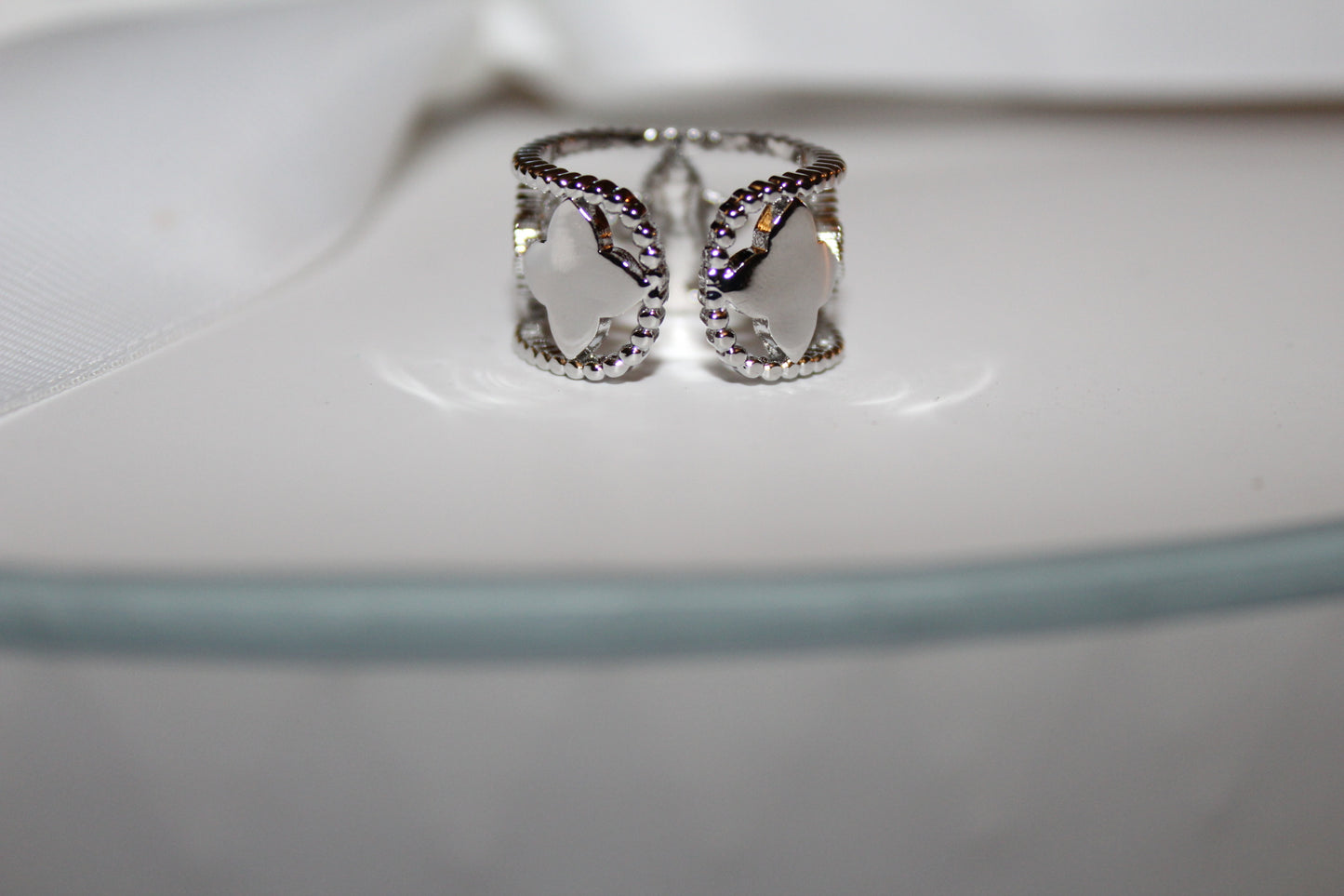 Petal Aura Adjustable Ring