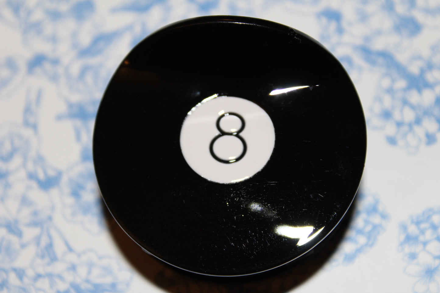 Lucky 8 Energy Hairclip