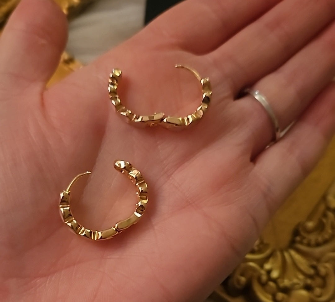 Sweetheart Hoops
