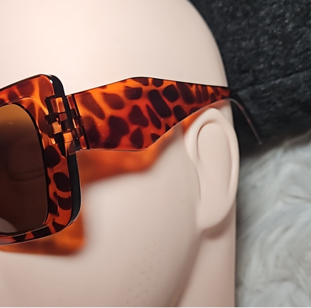 Tortoiseshell Cat Eye Sunnies