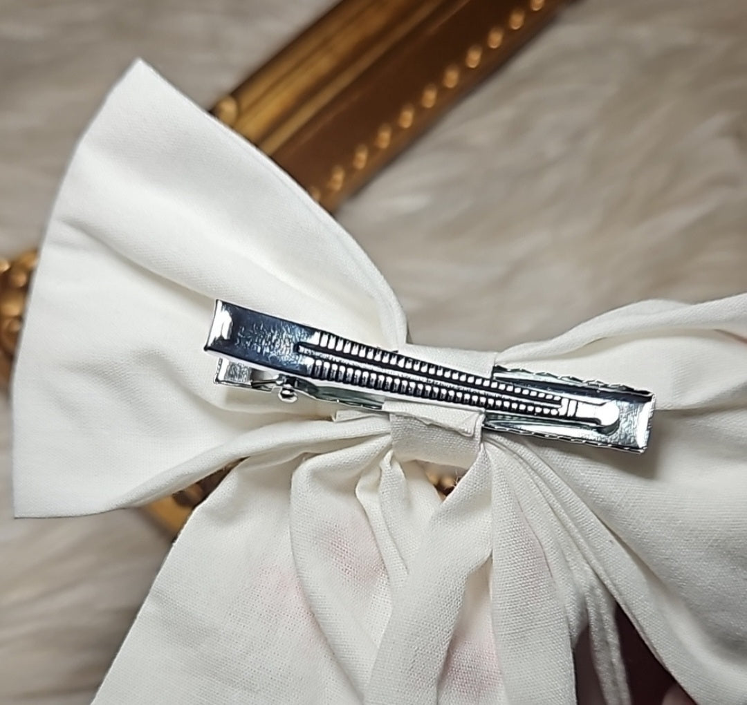 Sweetheart Energy Hair Bow