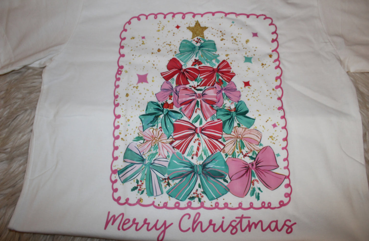 The Bow Belle Christmas Tee