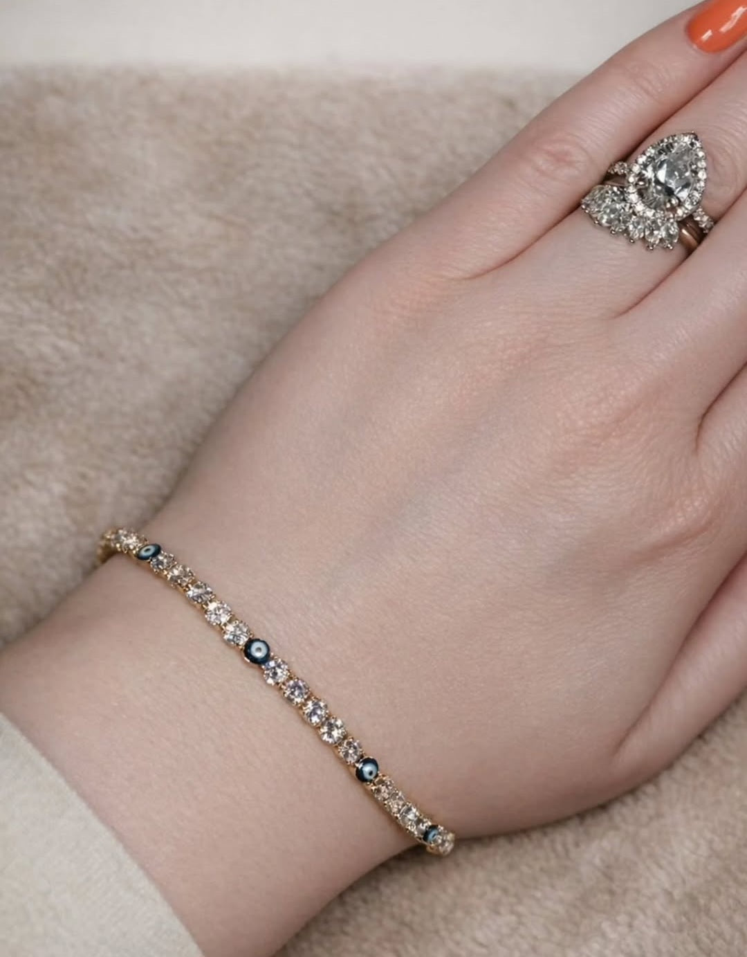 Luxe Protection Chain