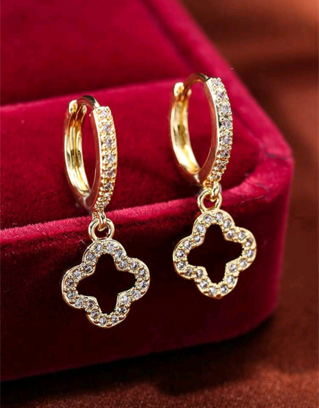 Lucky Charm Clover Earrings ✨