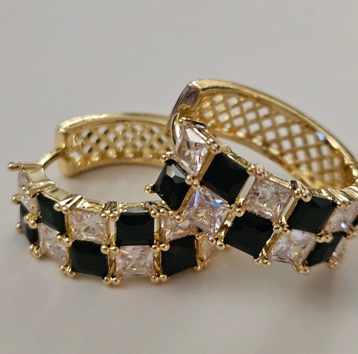 Midnight Checkmate Hoops