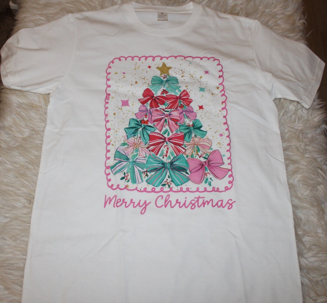 The Bow Belle Christmas Tee