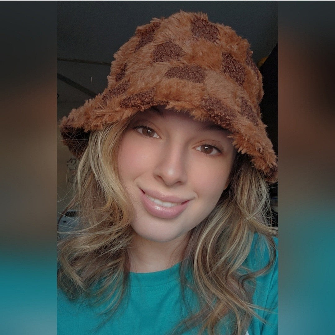 The Snug Aura Bucket Hat