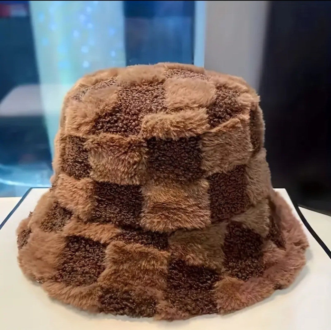 The Snug Aura Bucket Hat