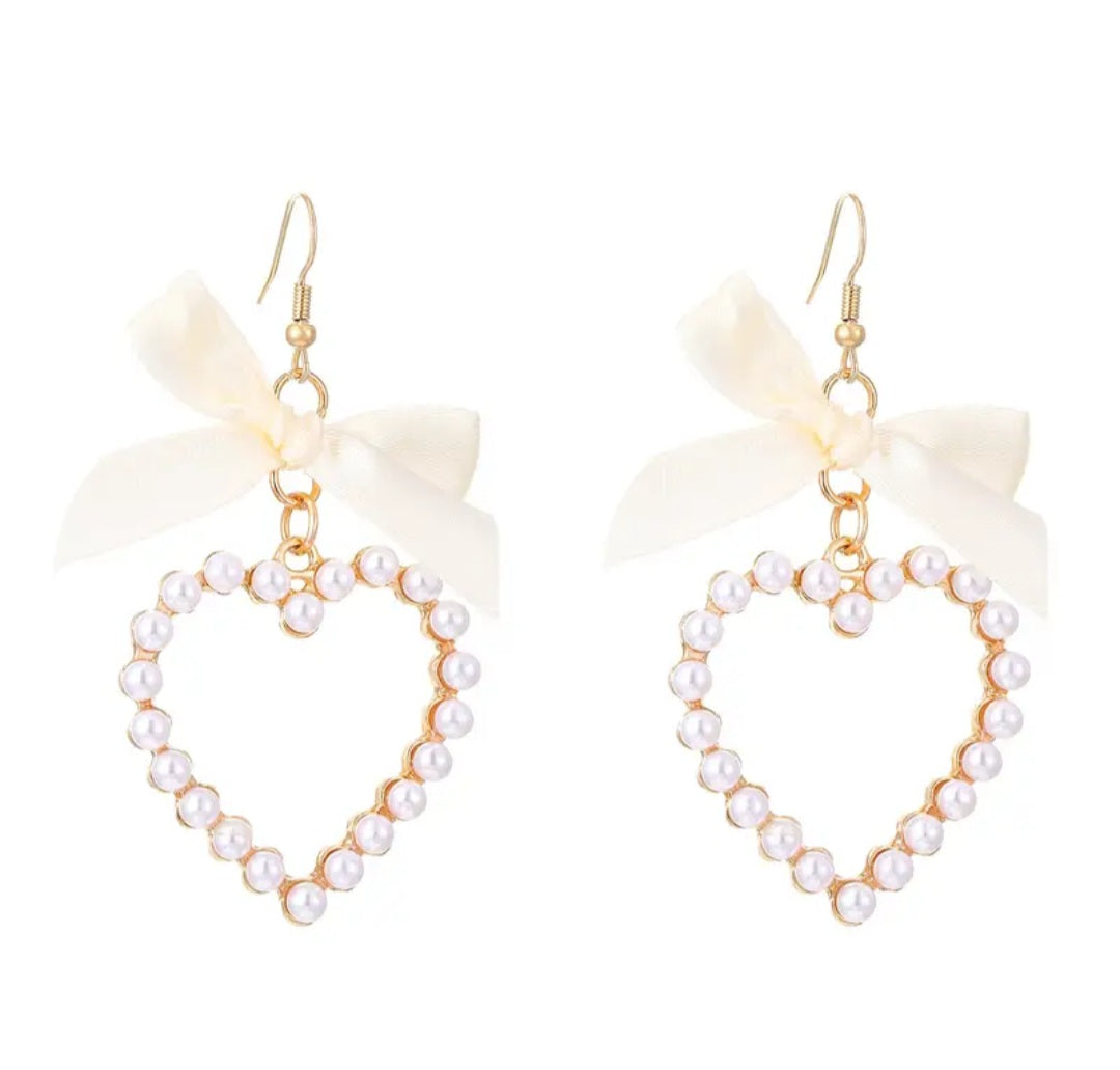 Sweetheart Promise Earrings