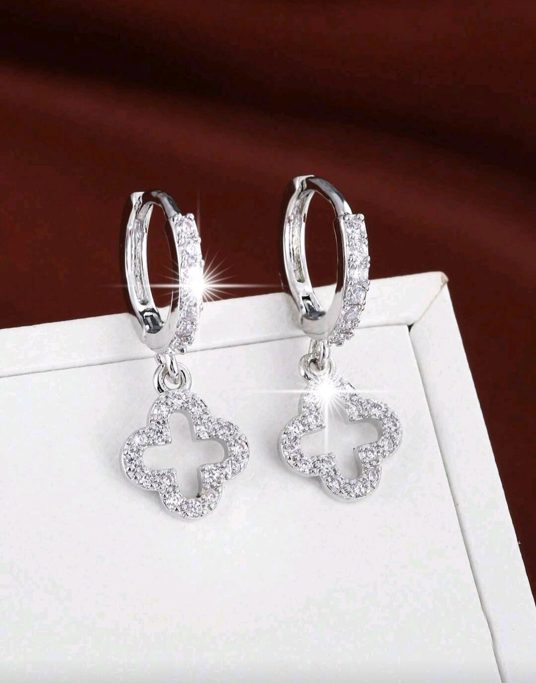 Lucky Charm Clover Earrings ✨