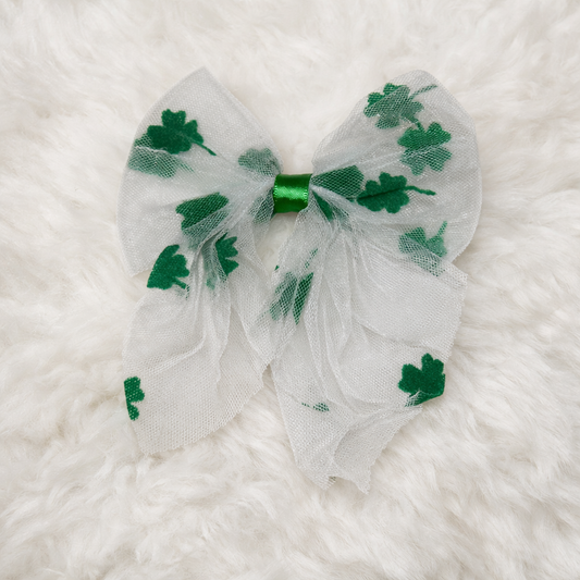 Lucky Veil Aura Bow