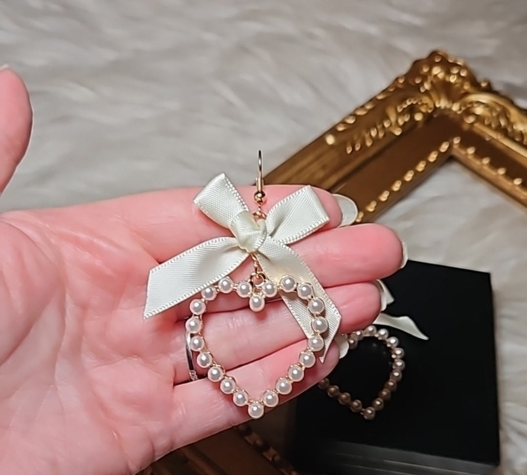 Sweetheart Promise Earrings